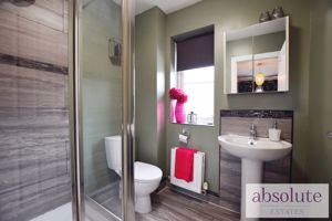 En-suite Shower Room- click for photo gallery